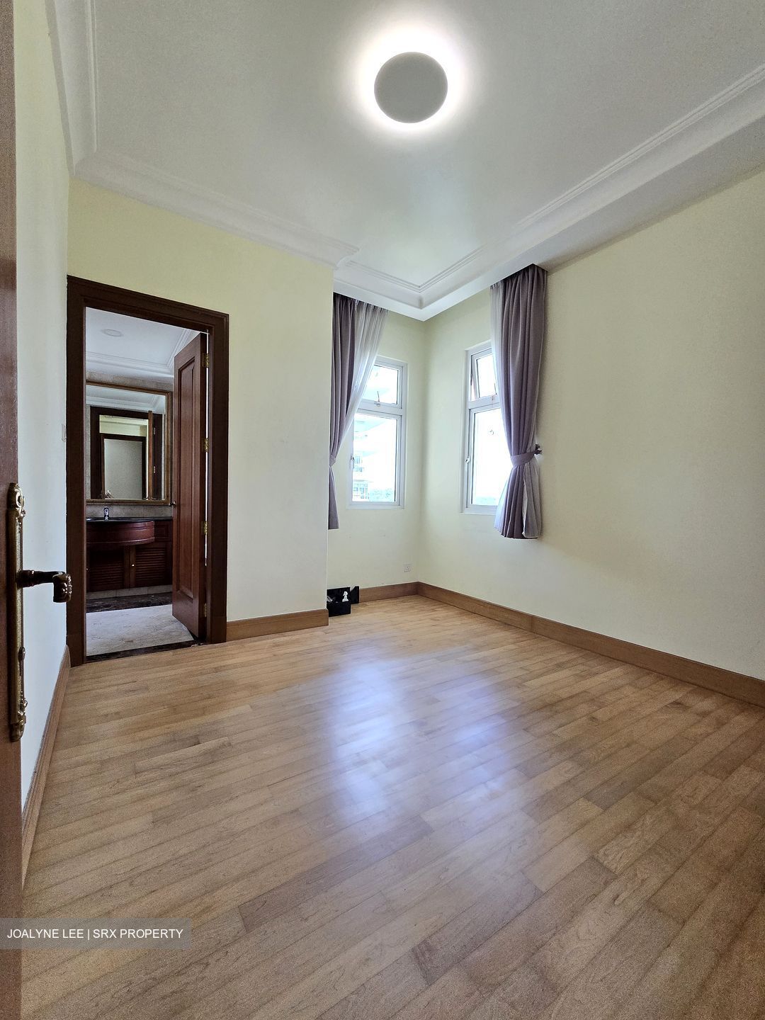 Chelsea Gardens (D10), Condominium #536015301